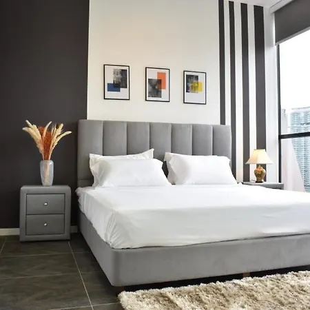 Scarletz Suites In Central Klcc By Deko Kuala Lumpur Exterior photo